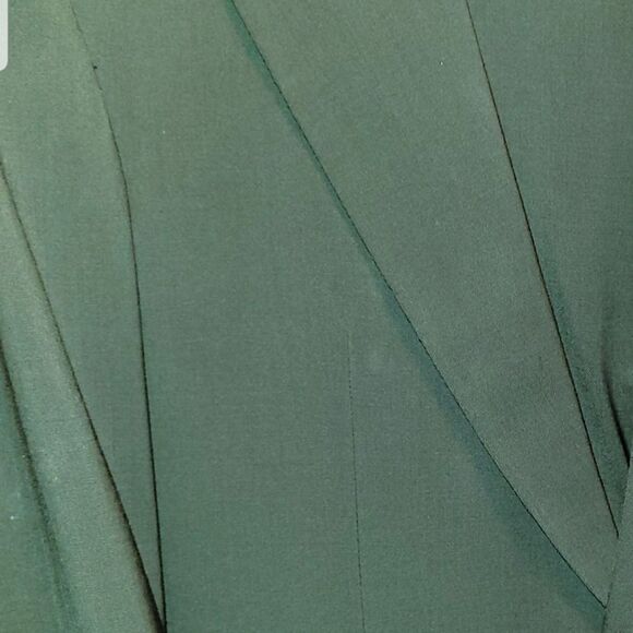 MEN'S SUIT 42 " LONG COAT AND PANTS ARE 34 " WIDE AND 34" LONG!!!  EXCELLENT!!! - Picture 3 of 3